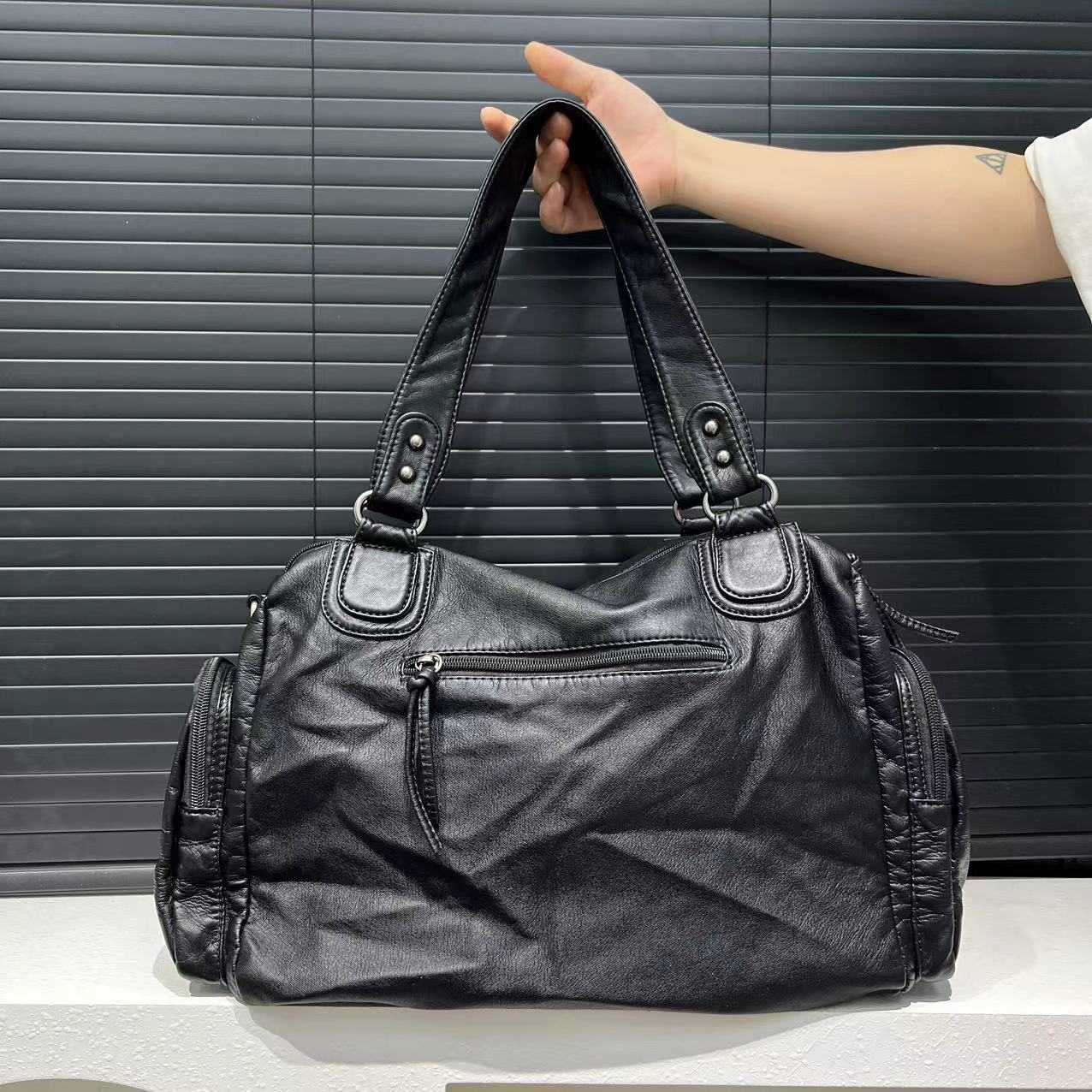 Washed Multi Pocket Shoulder Tote