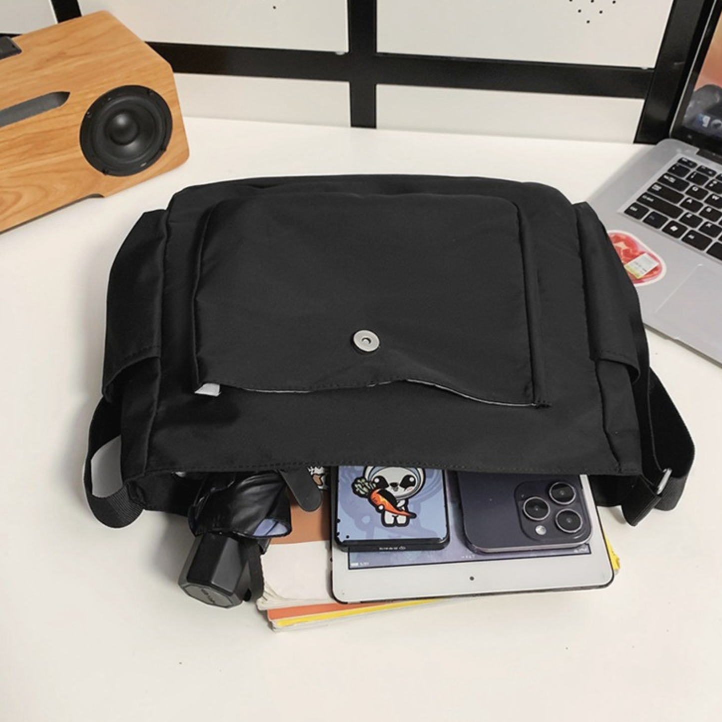 Utility Messenger Bag