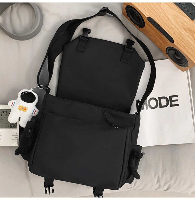 Lightweight Nylon Messenger Bag